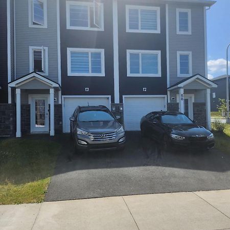 Choicest Cozy Stay Halifax Bagian luar foto