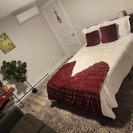 Choicest Cozy Stay Halifax Bagian luar foto